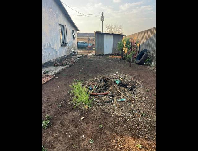 2 BEDROOM HOUSE FOR SALE IN KATLEHONG SOUTH